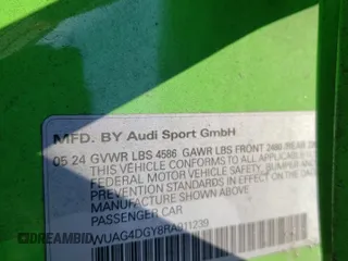 2024 Audi RS 3 z VIN WUAG4DGY8RA911239, wystawiony jako Copart lot #42005625 z przebiegiem 11 196 mil mil oraz Szkoda całkowita • Salvage title. Historia ofert i sprzedaży dostępna na DreamBid. Obrazek 12.