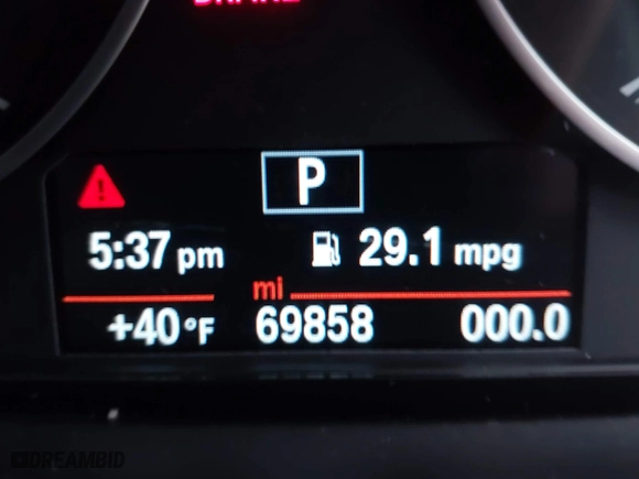 2018 BMW X1 sDrive28i with VIN WBXHU7C32J5H44246, listed as a IAAI auction lot 41477050 with 69,858 mi miles. Bid and sale history available at carsss.com. Image 15.