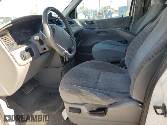 1999 Ford Windstar SE z VIN 2FMZA5240XBA06290, wystawiony jako Copart lot #88558575 z przebiegiem 119 861 mil mil oraz Szkoda całkowita • Salvage title. Historia ofert i sprzedaży dostępna na DreamBid. Obrazek 7.