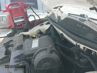 2008 Chevrolet Express Passenger с VIN 1GAHG35K481188451, выставлен на аукционе IAAI как лот 42494360 с пробегом 285 303 миль миль и . История ставок и продаж доступна на DreamBid. Изображение 13.