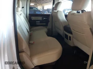 2016 Ram 1500 Laramie z VIN 1C6RR7NT2GS203230, wystawiony jako Copart lot #58754805 z przebiegiem 165 747 mil mil oraz Czysty tytuł • Clean title. Historia ofert i sprzedaży dostępna na DreamBid. Obrazek 10.