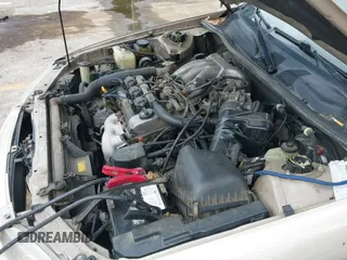 1998 Toyota Camry LE z VIN JT2BF28K0W0101016, wystawiony jako IAAI lot #42541486 z przebiegiem 372 974 mil mil oraz . Historia ofert i sprzedaży dostępna na DreamBid. Obrazek 12.