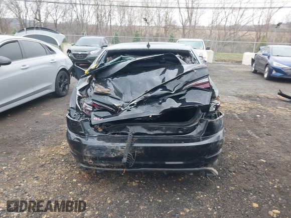 2019 Volkswagen Jetta GLI S with VIN 3VW5T7BU4KM142032, listed as a IAAI auction lot 42010968 with 77,607 mi miles and . Bid and sale history available at DreamBid. Image 16.