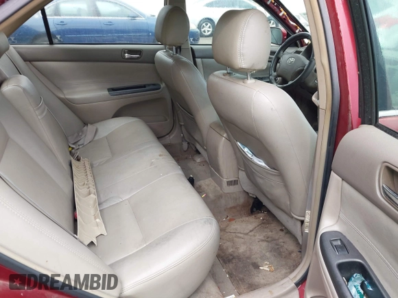 2006 Toyota Camry STD with VIN 4T1BE32K66U142716, listed as a IAAI auction lot 41972164 with 221,429 mi miles. Bid and sale history available at carsss.com. Image 8.