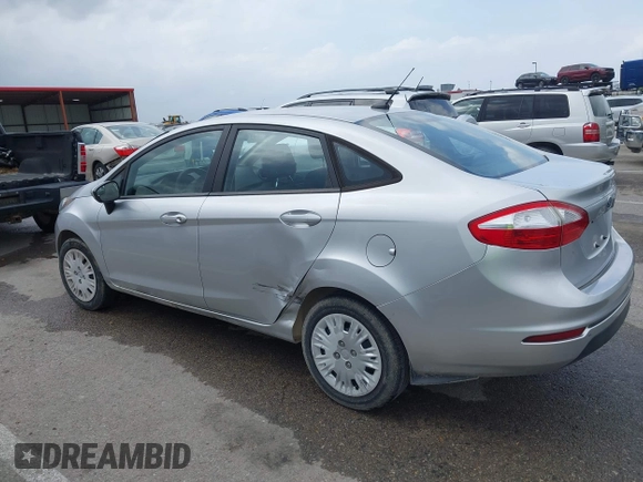 2017 Ford Fiesta S z VIN 3FADP4AJ1HM104006, wystawiony jako IAAI lot #41943413 z przebiegiem 111 873 mil mil oraz . Historia ofert i sprzedaży dostępna na DreamBid. Obrazek 14.