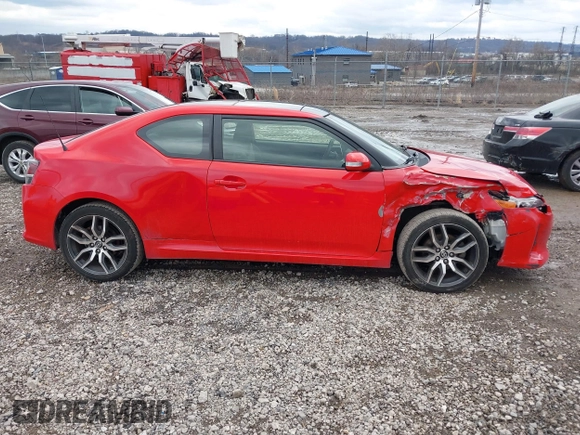2014 Scion tC z VIN JTKJF5C76E3078810, wystawiony jako IAAI lot #41638613 z przebiegiem 76 648 mil mil oraz . Historia ofert i sprzedaży dostępna na DreamBid. Obrazek 14.