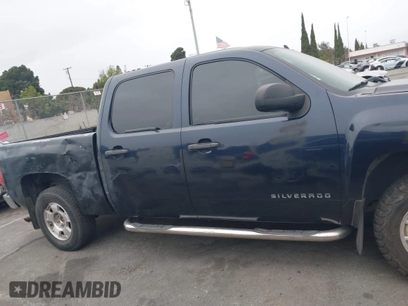 2008 Chevrolet Silverado 1500 1LT with VIN 2GCEC13J581248249, listed as a IAAI auction lot 41092764 with Not Provided miles and . Bid and sale history available at DreamBid. Image 13.