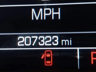 2016 Chevrolet Impala LTZ z VIN 2G1145S31G9150897, wystawiony jako IAAI lot #41826615 z przebiegiem 207 323 mil mil oraz . Historia ofert i sprzedaży dostępna na DreamBid. Obrazek 15.