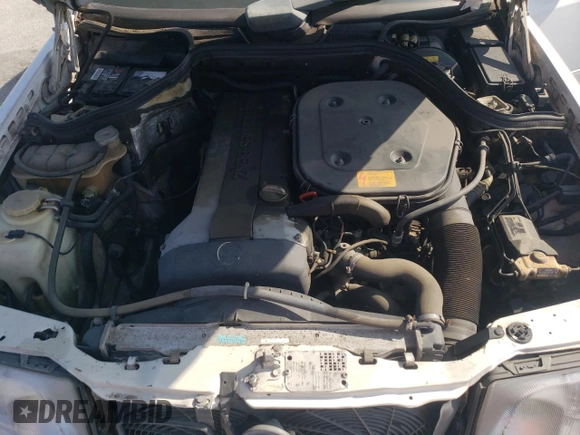 1990 Mercedes-Benz 300 CE с VIN WDBEA51D8LB132643, выставлен на аукционе Copart как лот 76017284 с пробегом 211 131 миль миль и Чистый • Clean title. История ставок и продаж доступна на DreamBid. Изображение 11.
