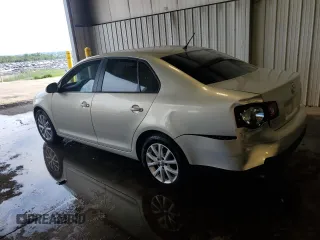 2010 Volkswagen Jetta Limited Edition z VIN 3VWRZ7AJ2AM162561, wystawiony jako Copart lot #64070645 z przebiegiem 22 361 mil mil oraz Szkoda całkowita • Salvage title. Historia ofert i sprzedaży dostępna na DreamBid. Obrazek 2.