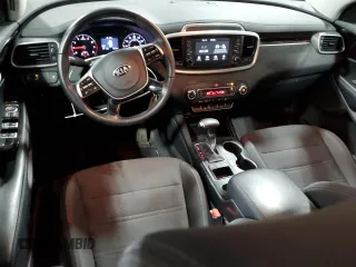 2020 Kia Sorento LX with VIN 5XYPGDA34LG637725, listed as a Copart auction lot 49082235 with 60,121 mi miles and Salvage Title. Bid and sale history available at DreamBid. Image 8.