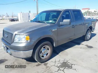 2005 Ford F-150 XLT с VIN 1FTRW12W55KD46912, выставлен на аукционе IAAI как лот 42098078 с пробегом 167 819 миль миль и . История ставок и продаж доступна на DreamBid. Изображение 2.