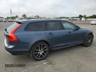 2019 Volvo V90 z VIN YV4A22NL9K1083953, wystawiony jako Copart lot #65525484 z przebiegiem 81 759 mil mil oraz Szkody całkowita. Historia ofert i sprzedaży dostępna na DreamBid. Obrazek 3.