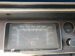 1972 Plymouth Valiant z VIN VL41C2R120484, wystawiony jako Copart lot #65548655 z przebiegiem 627 641 mil mil oraz Czysty tytuł • Clean title. Historia ofert i sprzedaży dostępna na DreamBid. Obrazek 9.