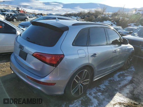 2017 Audi SQ5 Premium Plus with VIN WA1CCAFP0HA083993, listed as a Copart auction lot 39702813 with 84,662 mi miles. Bid and sale history available at carsss.com. Image 3.