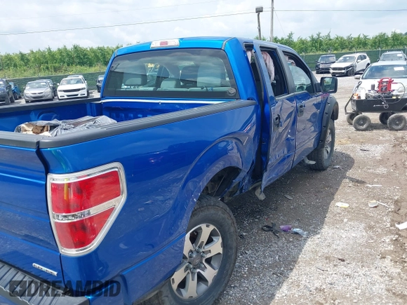 2014 Ford F-150 XL z VIN 1FTFW1EF4EFA08568, wystawiony jako IAAI lot #42594597 z przebiegiem 180 248 mil mil oraz . Historia ofert i sprzedaży dostępna na DreamBid. Obrazek 4.