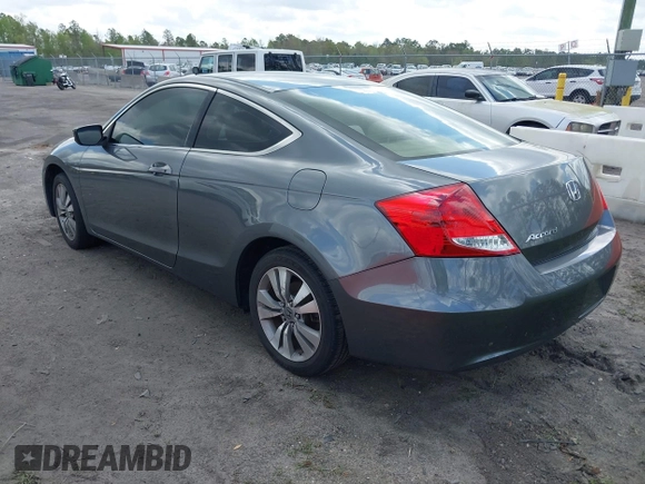 2011 Honda Accord EX z VIN 1HGCS1B73BA011242, wystawiony jako IAAI lot #41855128 z przebiegiem 135 817 mil mil oraz . Historia ofert i sprzedaży dostępna na DreamBid. Obrazek 3.