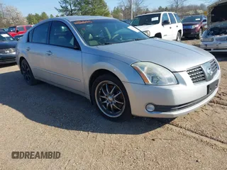 2004 Nissan Maxima SE with VIN 1N4BA41E44C812256, listed as a IAAI auction lot 41726435 with 137,601 mi miles. Bid and sale history available at carsss.com. Image 1.