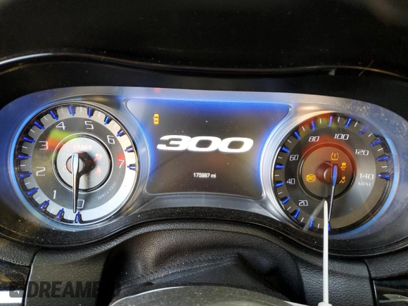 2017 Chrysler 300 S with VIN 2C3CCABG5HH628216, listed as a Copart auction lot 81404634 with 175,887 mi miles and Clean Title. Bid and sale history available at DreamBid. Image 9.