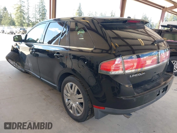 2008 Lincoln MKX with VIN 2LMDU88C48BJ37696, listed as a IAAI auction lot 42204268 with 64,460 mi miles and . Bid and sale history available at DreamBid. Image 3.