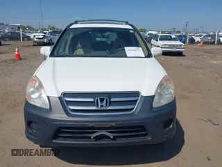 2005 Honda CR-V EX with VIN JHLRD78865C063319, listed as a IAAI auction lot 42160375 with 203,213 mi miles and . Bid and sale history available at carsss.com. Image 6.