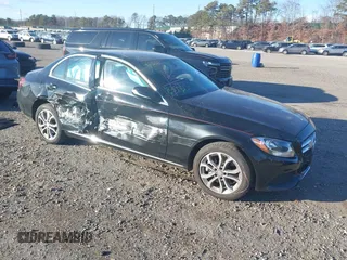 2015 Mercedes-Benz C-Class C 300 Luxury with VIN 55SWF4KB1FU063728, listed as a IAAI auction lot 41280726 with 27,010 mi miles. Bid and sale history available at carsss.com. Image 1.
