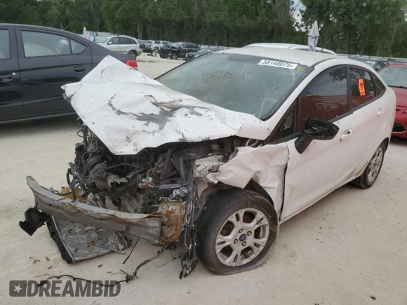 2015 Ford Fiesta S z VIN 3FADP4AJ0FM140721, wystawiony jako Copart lot #58148075 z przebiegiem 121 404 mil mil oraz Szkoda całkowita • Salvage title. Historia ofert i sprzedaży dostępna na DreamBid. Obrazek 1.