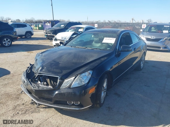 2011 Mercedes-Benz E-Class E 350 with VIN WDDKJ5GB7BF102508, listed as a IAAI auction lot 41685077 with 161,978 mi miles. Bid and sale history available at carsss.com. Image 2.