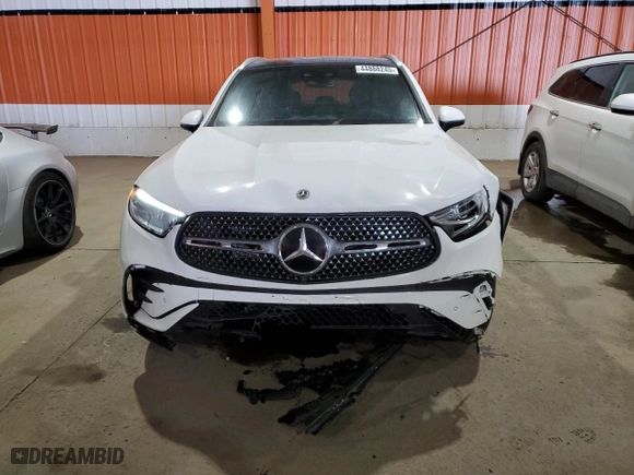 2025 Mercedes-Benz GLC with VIN W1NKM4HB0SF252124, listed as a Copart auction lot 44888245 with 397 mi miles and Salvage Title. Bid and sale history available at carsss.com. Image 5.