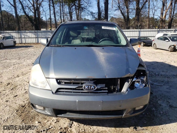 2008 Kia Sedona LX with VIN KNDMB233886238085, listed as a Copart auction lot 46948235 with NaN miles and Salvage Title. Bid and sale history available at carsss.com. Image 5.