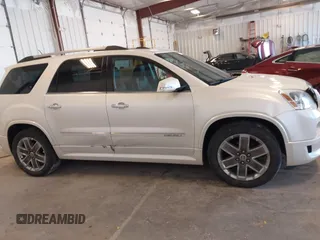 2011 GMC Acadia Denali z VIN 1GKKVTED8BJ325536, wystawiony jako IAAI lot #42246373 z przebiegiem 185 972 mil mil oraz . Historia ofert i sprzedaży dostępna na DreamBid. Obrazek 13.