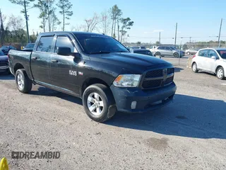 2018 Ram 1500 Express z VIN 3C6RR7KT7JG219457, wystawiony jako IAAI lot #41627350 z przebiegiem 203 125 mil mil oraz . Historia ofert i sprzedaży dostępna na DreamBid. Obrazek 1.