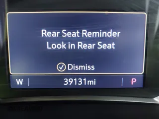 2020 GMC Acadia SLT with VIN 1GKKNMLS7LZ209156, listed as a IAAI auction lot 41769122 with 39,131 mi miles and . Bid and sale history available at DreamBid. Image 16.