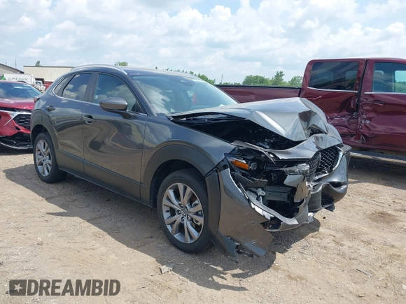 2025 Mazda CX-30 S Preferred with VIN 3MVDMBCM2SM776872, listed as a IAAI auction lot 42582130 with 9,541 mi miles and . Bid and sale history available at DreamBid. Image 1.