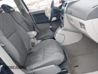 2007 Dodge Caliber with VIN 1B3HB28B17D350160, listed as a IAAI auction lot 41988479 with 174,949 mi miles. Bid and sale history available at carsss.com. Image 5.