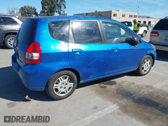 2008 Honda Fit z VIN JHMGD38468S052159, wystawiony jako IAAI lot #41654686 z przebiegiem 230 982 mil mil oraz . Historia ofert i sprzedaży dostępna na DreamBid. Obrazek 4.