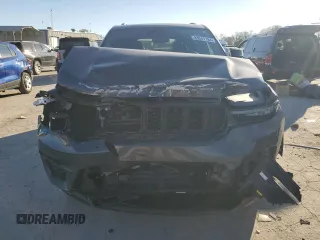 2022 Jeep Grand Cherokee Laredo with VIN 1C4RJHAGXN8598721, listed as a Copart auction lot 83541784 with 5,802 mi miles and Salvage title. Bid and sale history available at DreamBid. Image 5.