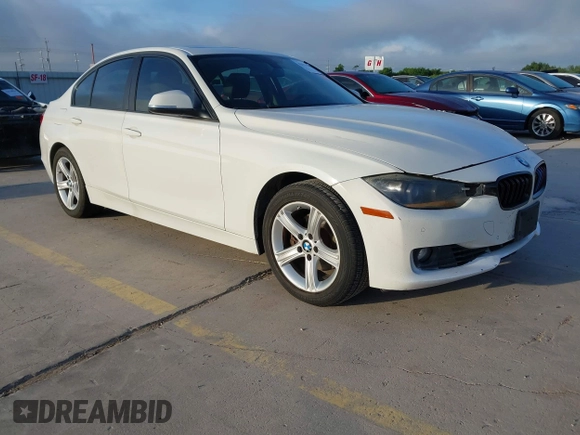 2015 BMW 3 Series 328i с VIN WBA3C1C59FK120021, выставлен на аукционе IAAI как лот 42579388 с пробегом 204 475 миль миль и . История ставок и продаж доступна на DreamBid. Изображение 1.