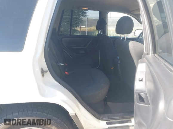 2002 Jeep Grand Cherokee Laredo with VIN 1J4GW48S22C131470, listed as a IAAI auction lot 42599375 with 200,815 mi miles and . Bid and sale history available at DreamBid. Image 8.