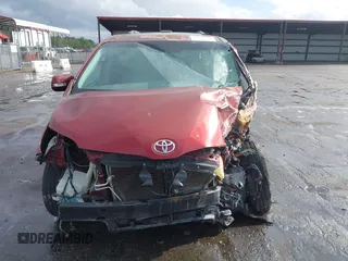 2013 Toyota Sienna XLE with VIN 5TDDK3DC0DS052412, listed as a IAAI auction lot 41850630 with Not Provided miles and . Bid and sale history available at DreamBid. Image 12.