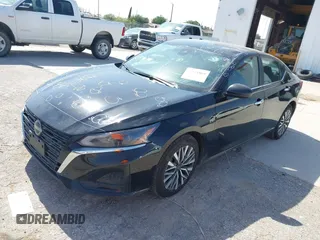 2024 Nissan Altima SV z VIN 1N4BL4DV3RN335742, wystawiony jako IAAI lot #42521869 z przebiegiem 39 505 mil mil oraz . Historia ofert i sprzedaży dostępna na DreamBid. Obrazek 17.