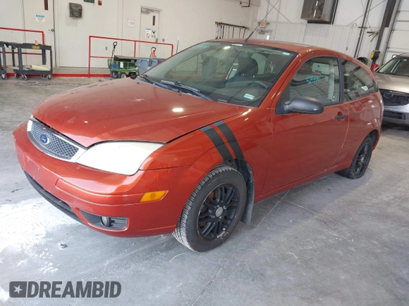 2005 Ford Focus S z VIN 3FAFP31N05R150706, wystawiony jako IAAI lot #42355781 z przebiegiem 194 401 mil mil oraz . Historia ofert i sprzedaży dostępna na DreamBid. Obrazek 2.