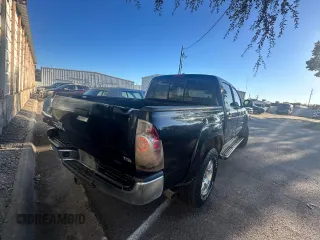 2011 Toyota Tacoma PreRunner with VIN 5TFJU4GN6BX006400, listed as a Copart auction lot 81004844 with 489,056 mi miles and Clean Title. Bid and sale history available at DreamBid. Image 4.