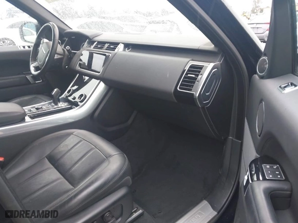 2019 Land Rover Range Rover Sport HSE with VIN SALWR2RV8KA427006, listed as a IAAI auction lot 41809071 with 101,256 mi miles. Bid and sale history available at carsss.com. Image 5.