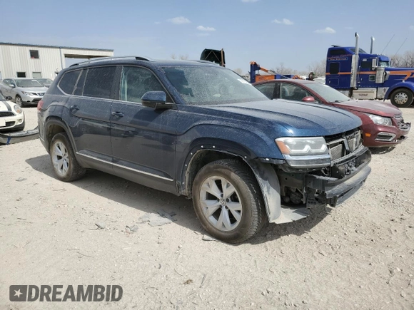 2018 Volkswagen Atlas SEL with VIN 1V2MR2CA4JC526735, listed as a Copart auction lot 48116255 with 121,838 mi miles and Salvage title. Bid and sale history available at DreamBid. Image 4.