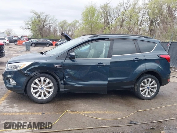 2019 Ford Escape SEL with VIN 1FMCU9HD3KUA54073, listed as a IAAI auction lot 41917955 with 101,283 mi miles. Bid and sale history available at carsss.com. Image 14.