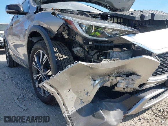 2019 Infiniti QX30 Luxe with VIN SJKCH5CRXKA011966, listed as a IAAI auction lot 40800082 with 56,138 mi miles and . Bid and sale history available at DreamBid. Image 6.