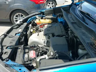 2018 Toyota RAV4 XLE z VIN JTMWFREV5JJ199415, wystawiony jako IAAI lot #42835743 z przebiegiem 83 410 mil mil oraz . Historia ofert i sprzedaży dostępna na DreamBid. Obrazek 20.