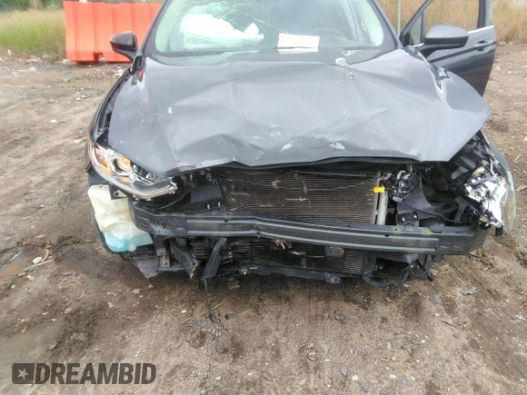 2020 Ford Fusion SE with VIN 3FA6P0HD1LR154966, listed as a IAAI auction lot 42119133 with 133,370 mi miles and . Bid and sale history available at DreamBid. Image 6.