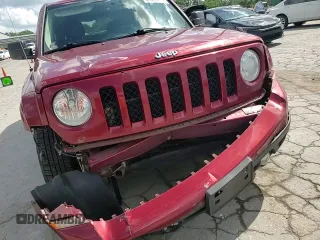 2016 Jeep Patriot Latitude with VIN 1C4NJPFA1GD810655, listed as a Copart auction lot 61093715 with 172,936 mi miles and Salvage title. Bid and sale history available at DreamBid. Image 13.